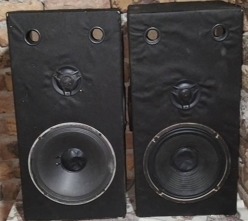 Speakers 2