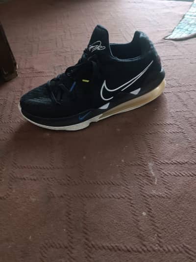 Nike lebron 17 condition 10/10 size uk 9 original