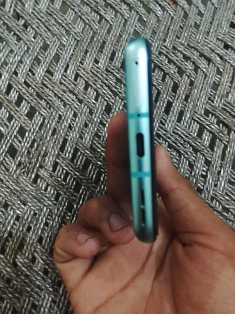 One Plus 8T 3