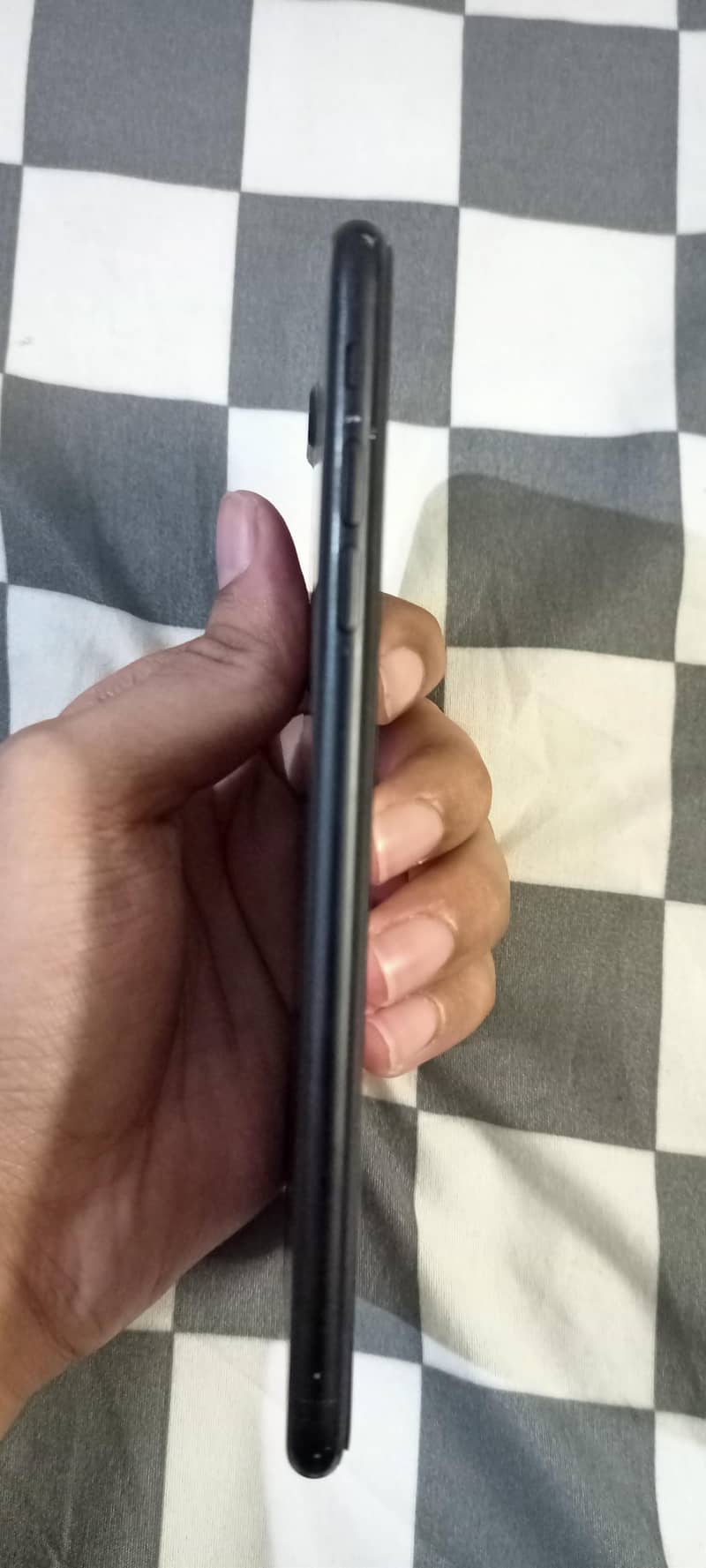 Apple iPhone 7 Plus 3