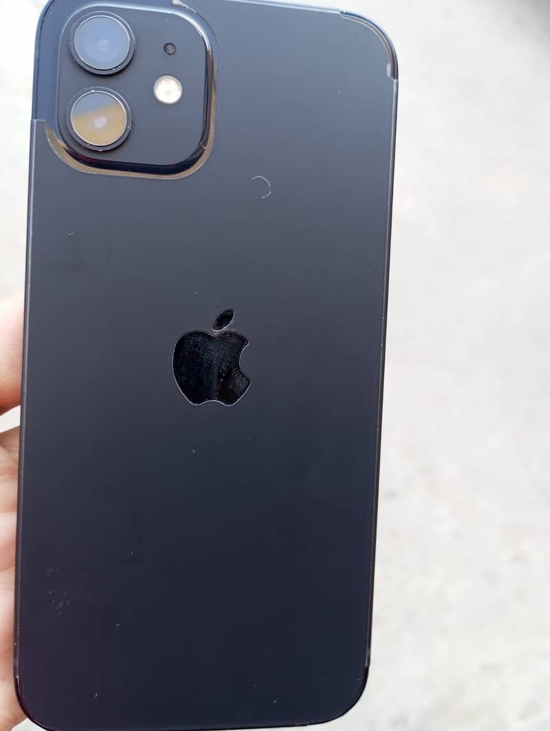 Apple iPhone 12 3