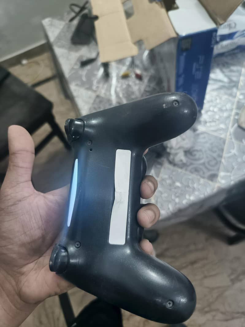 two wireless ps4 controllers wireless 4