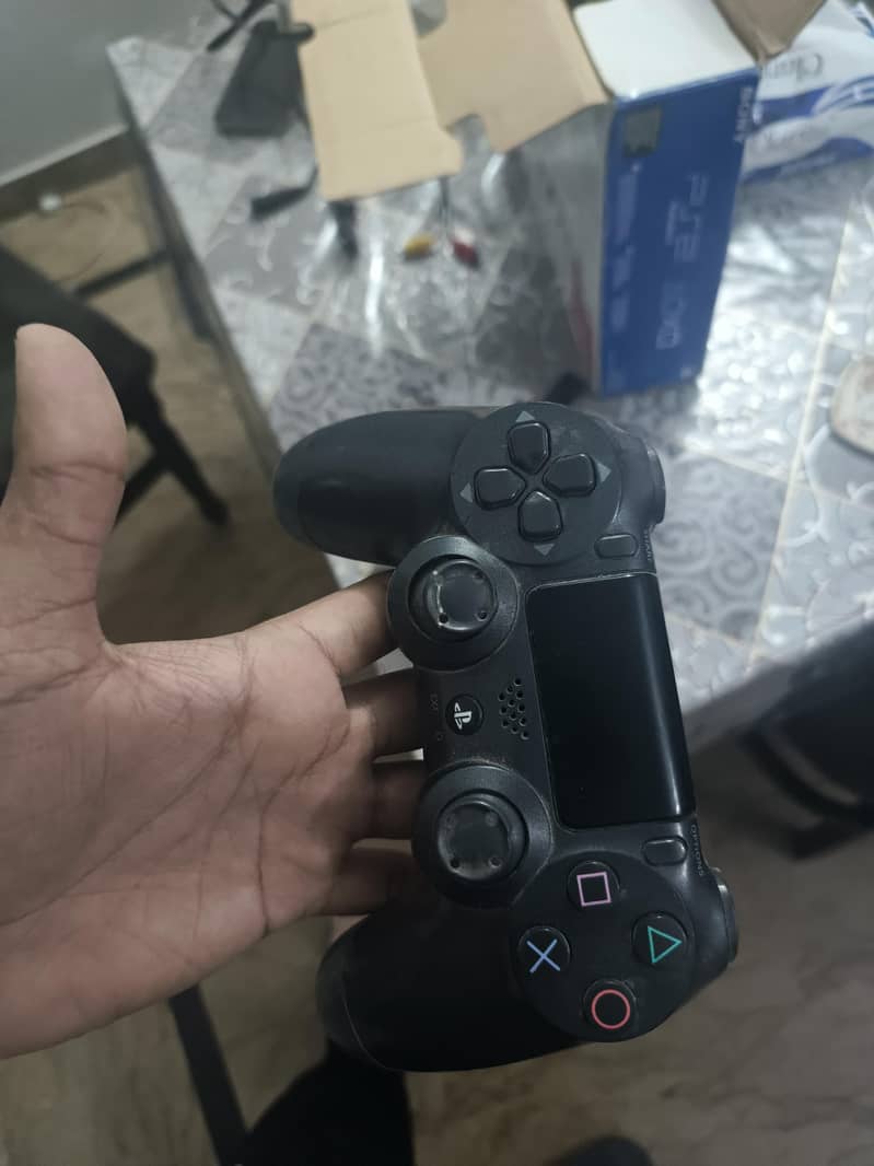 two wireless ps4 controllers wireless 5