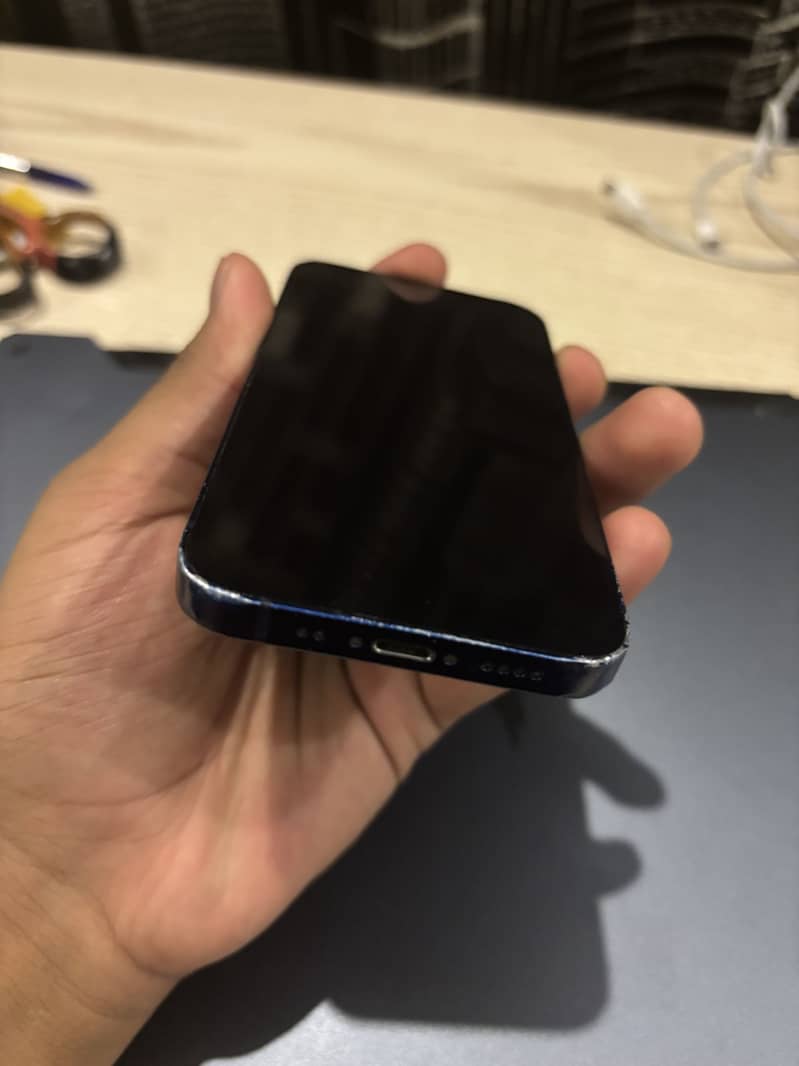 Apple iPhone 12 mini 5