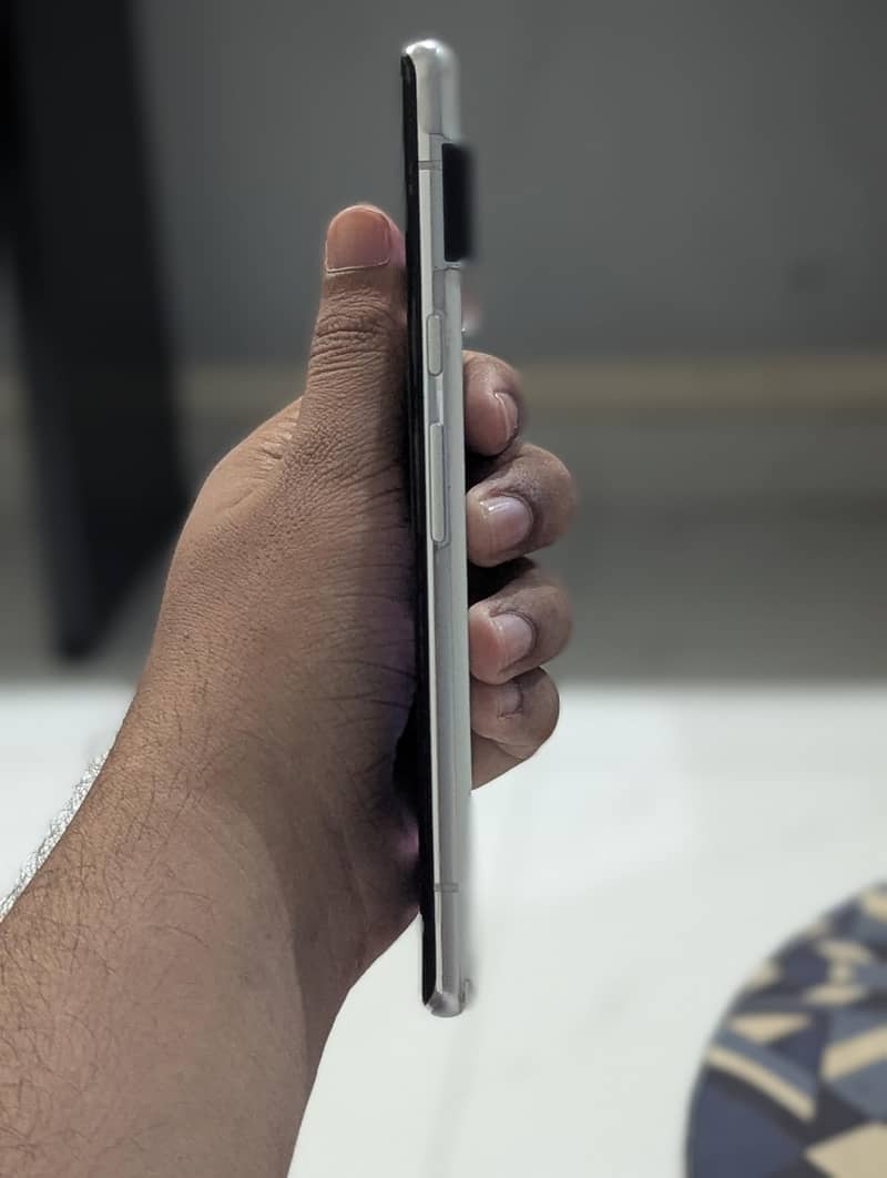 Google Pixel 6 Pro 2