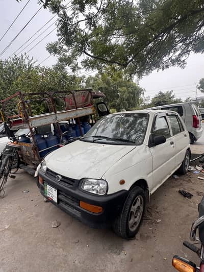 Daihatsu Cuore 2002 03032701366