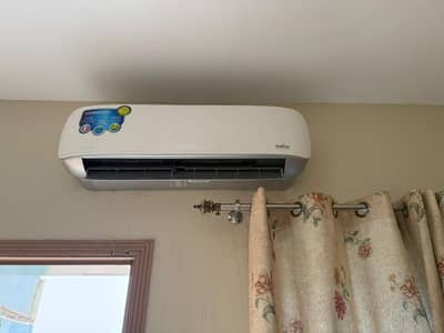 Dc inverter kenwood 1 Ton