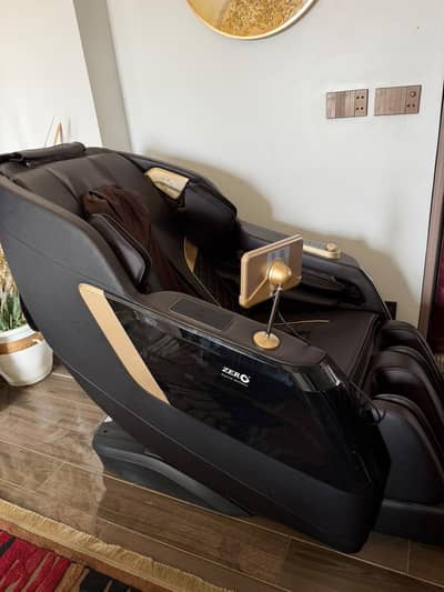 ZERO Luxury Full Body Massage Chair