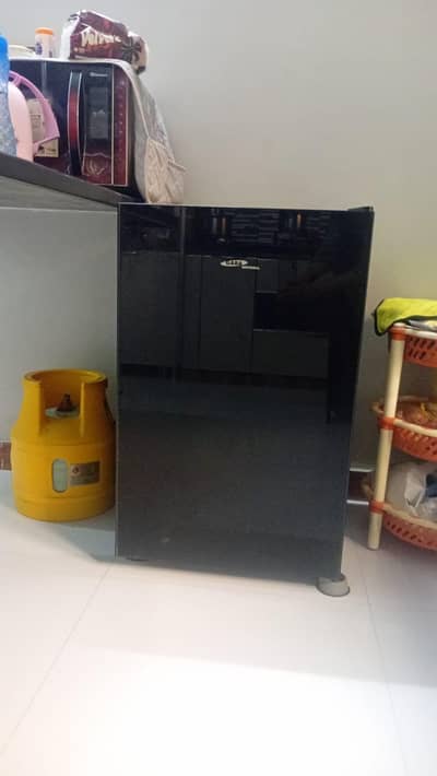 Room fridge