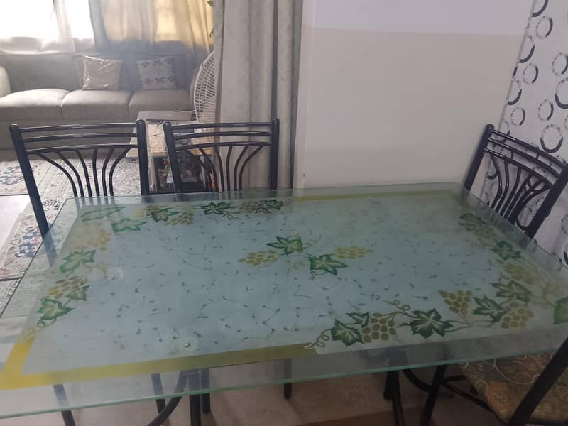 Dining table with 6 chairs 4