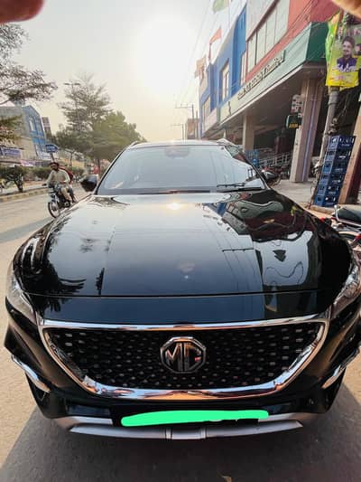 MG HS 2021