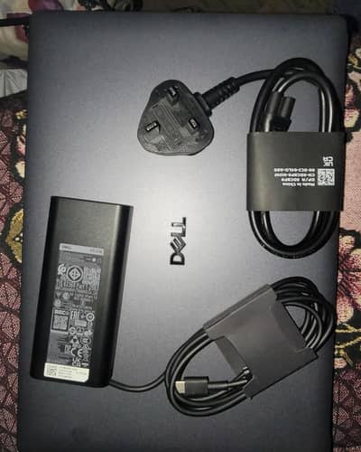 Del Pro 14 premimiumPA14250 intel core Ultra 7v pro 32GB Ram| 512SSD|