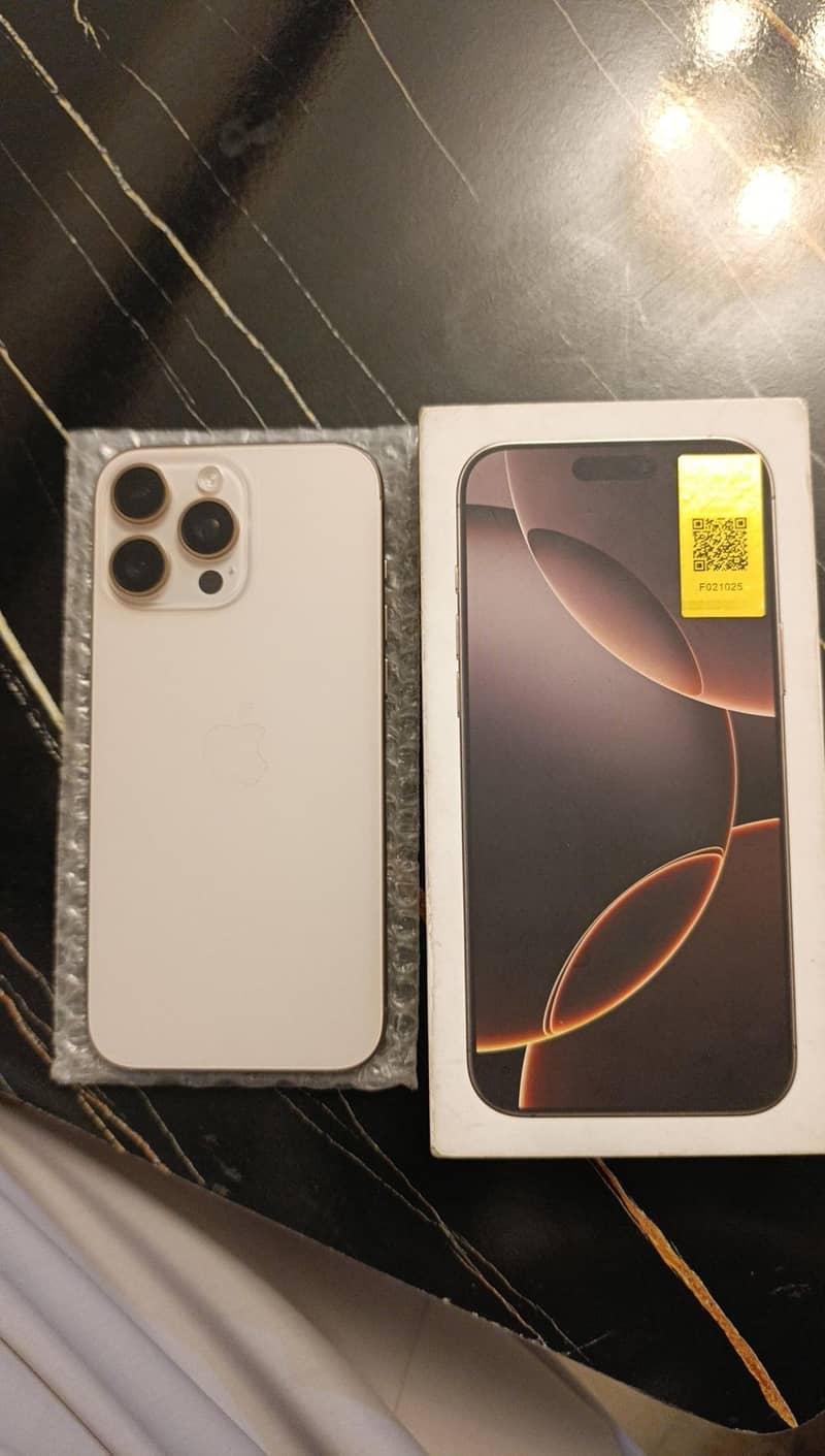 Apple iPhone 16 Pro Max 0
