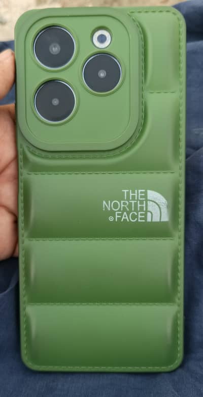 Infinix hot 40 8.8 Ram 256 memory