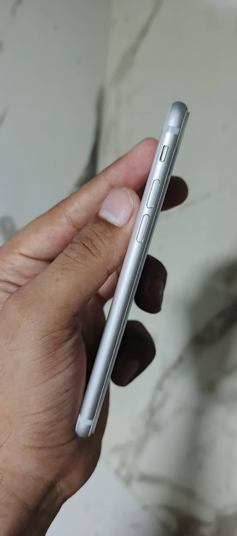 Apple iPhone 7 4