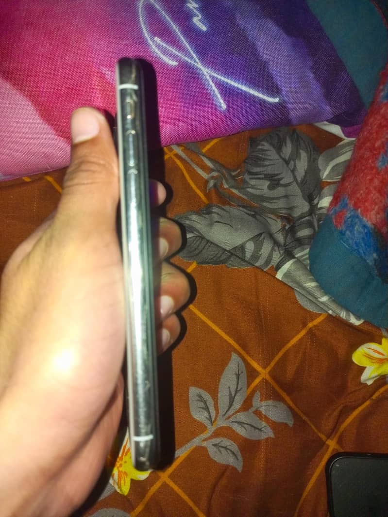 Apple iPhone X 2
