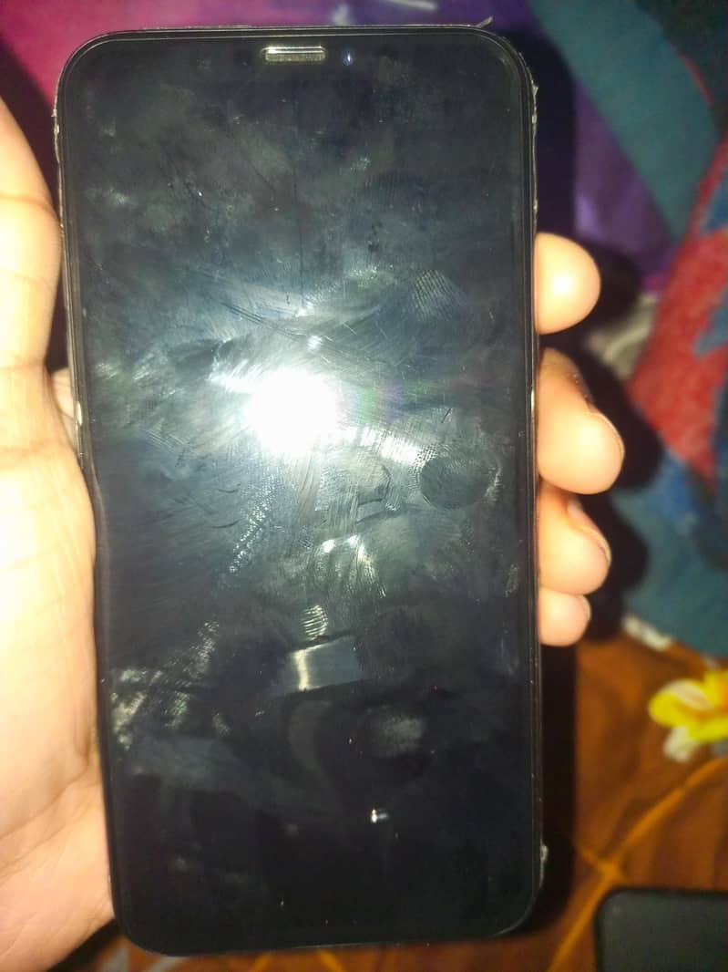 Apple iPhone X 5