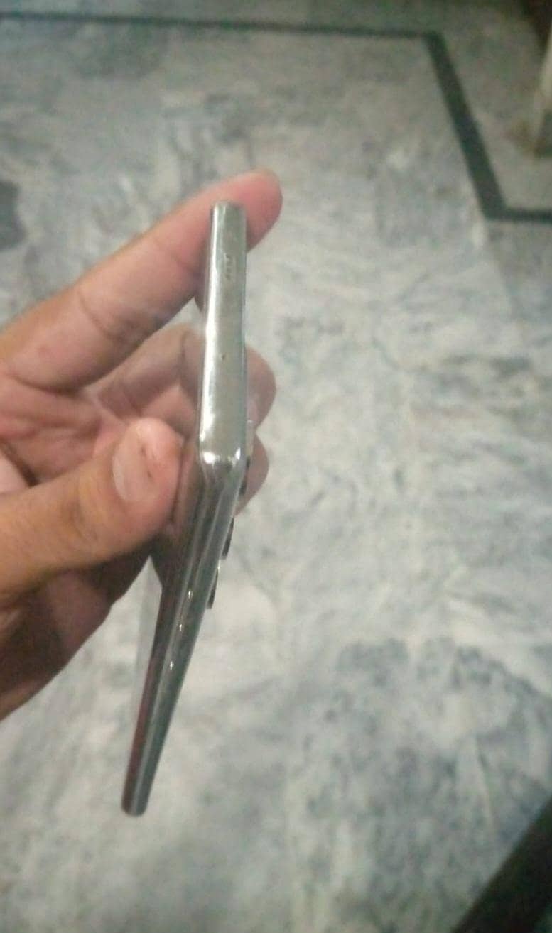 Tecno CAMON 40 Pro 5
