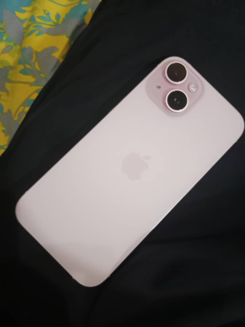 Apple iPhone 15 7