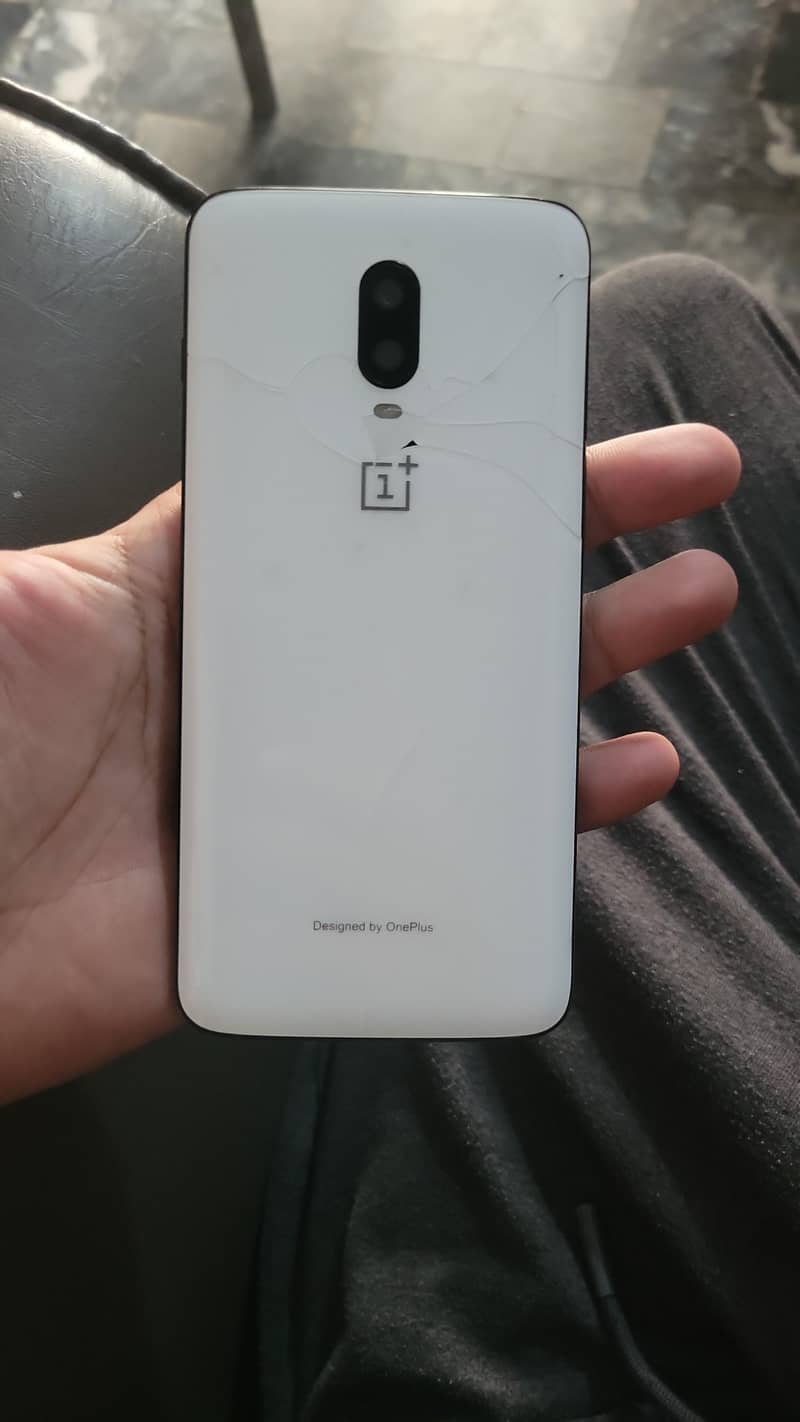 One Plus 6T 1