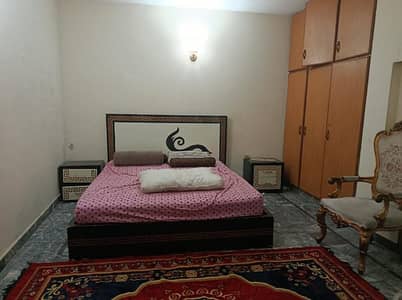 1 master bedroom only one person no family allowed