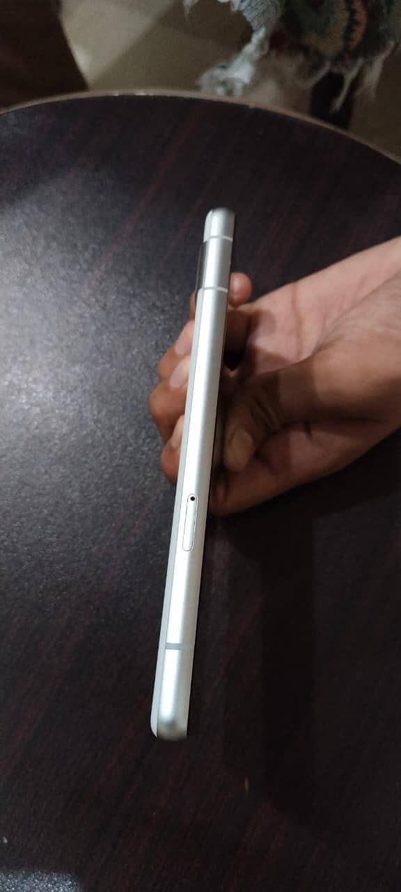 Google Pixel 7a 1