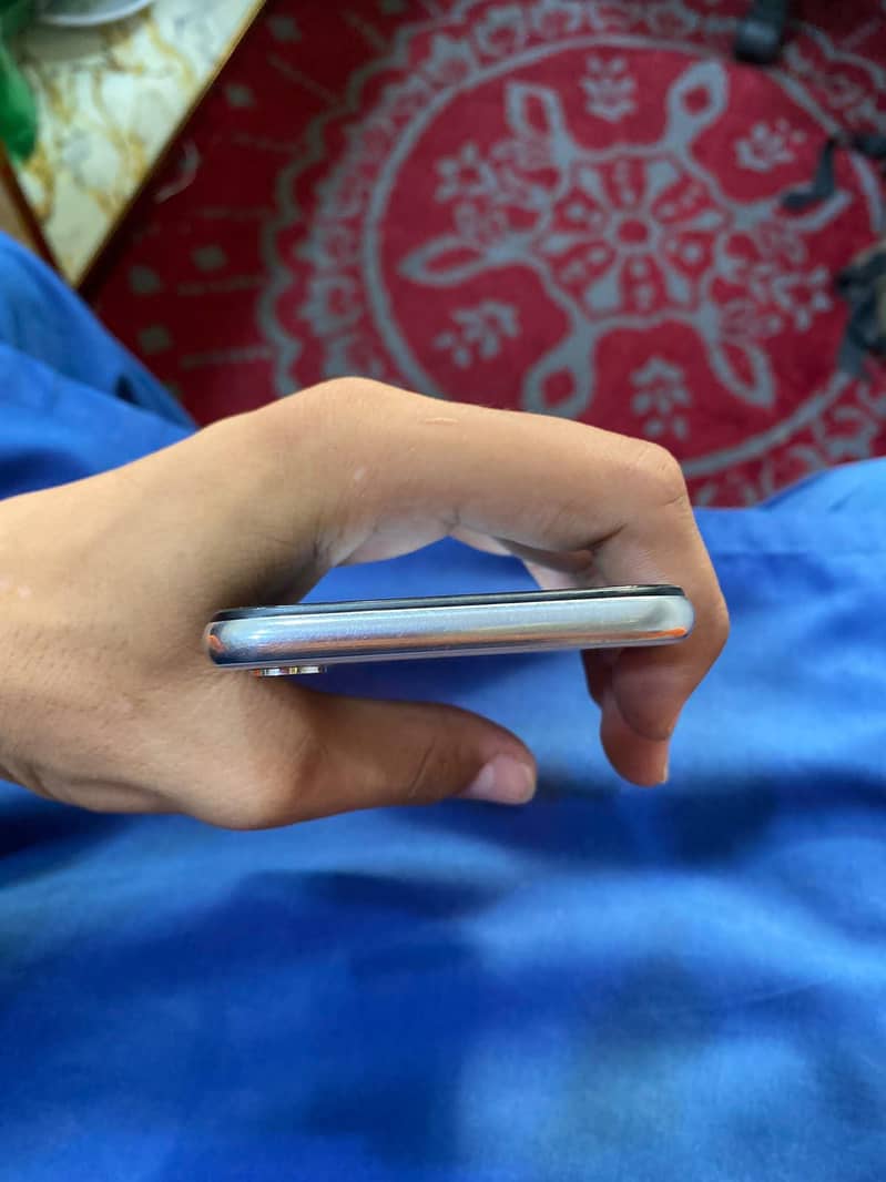 Apple iPhone X 3