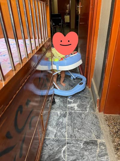 baby cot