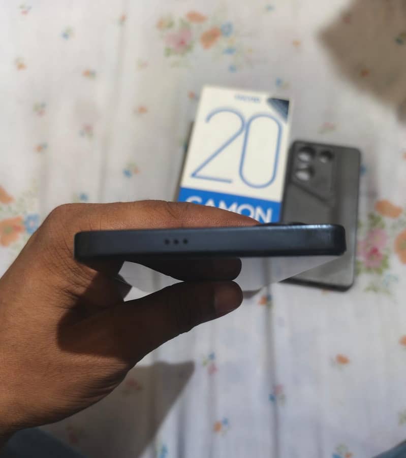 Tecno CAMON 20 4