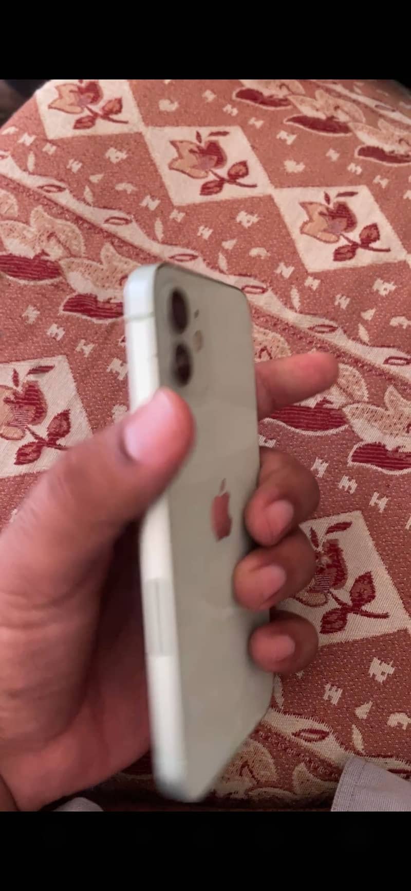 Apple iPhone 12 3