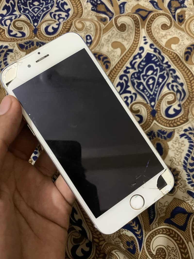 Apple iPhone 6S 2