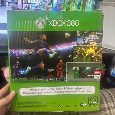 Xbox 360 Jasper jail break with 1 wireless controller | 250 GB |