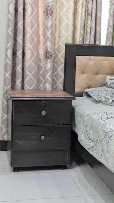 Single Bed (Side Table and Spring Mattress)