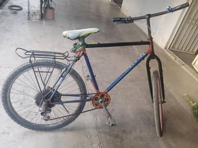 Phoenix Bicycle 26" 10/9