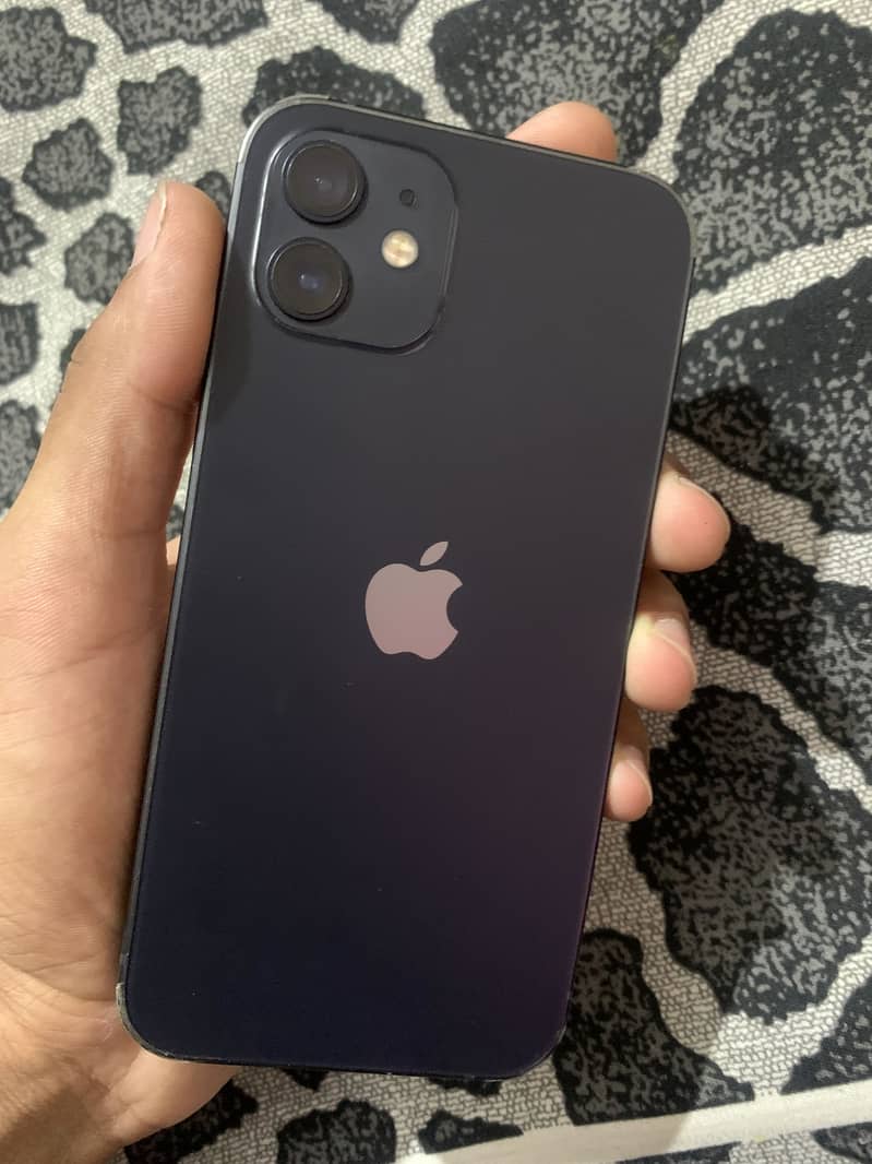 Apple iPhone 12 2