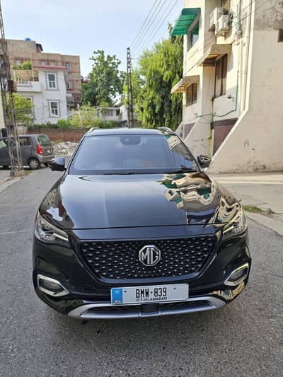 MG HS 2021