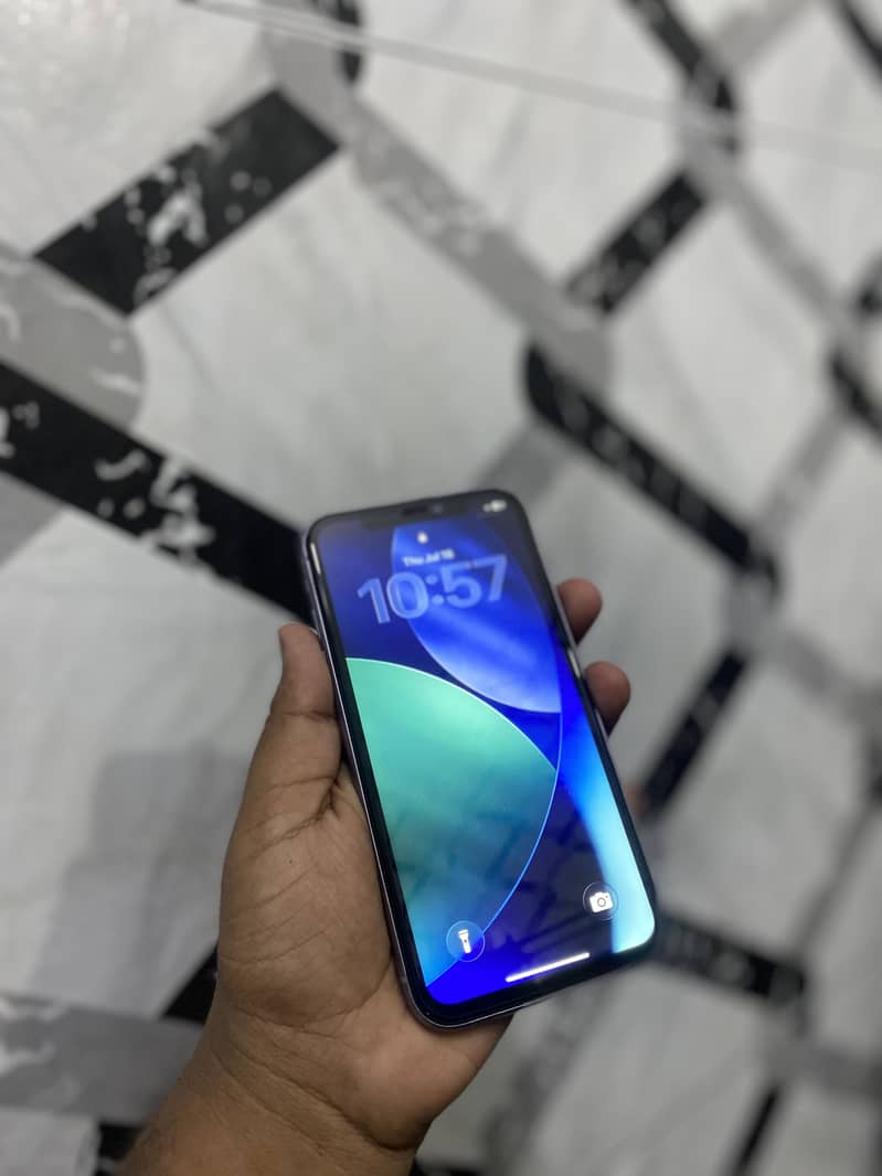 iPhone 11 1
