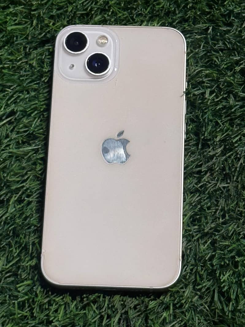 Apple iPhone 13 0