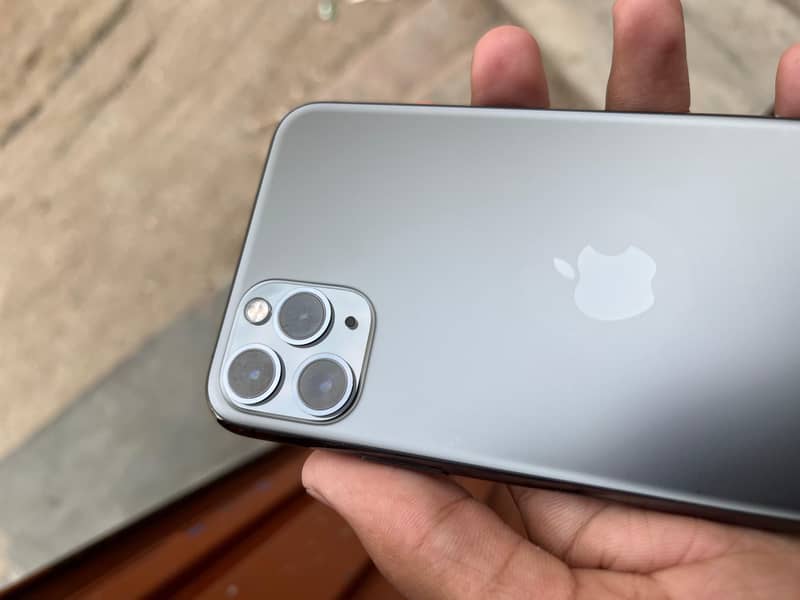 Iphone 11 pro max 0