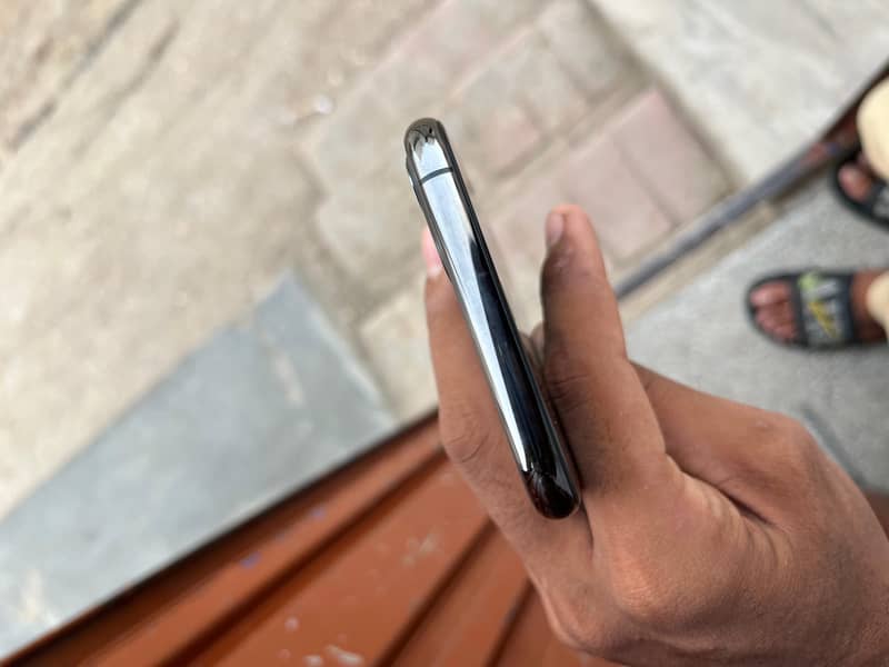 Iphone 11 pro max 3