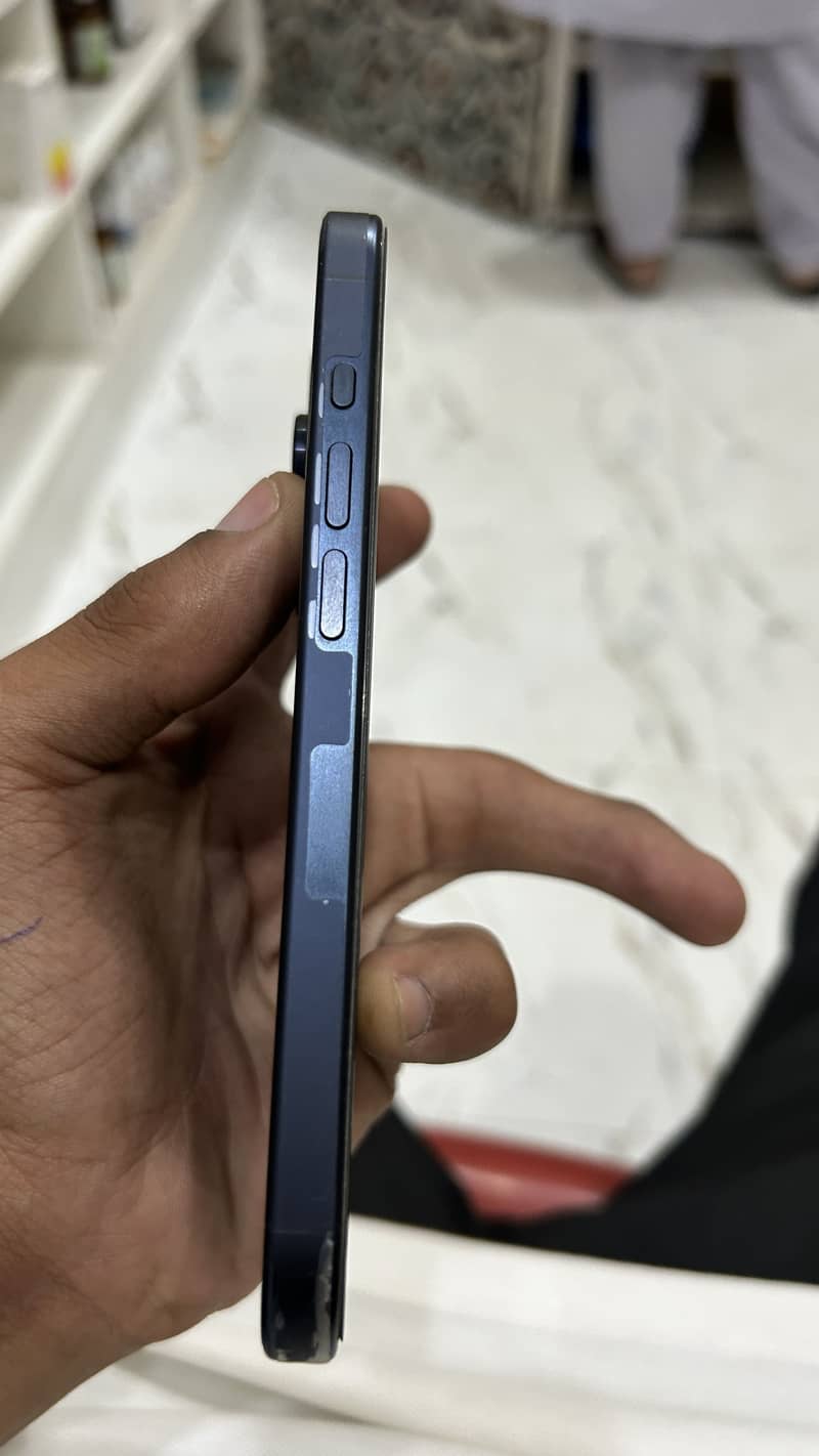 iPhone 15 pro 1
