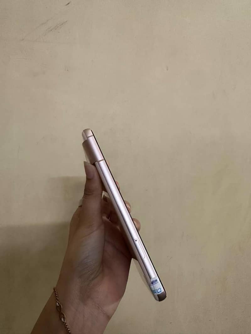 Google Pixel 8 2