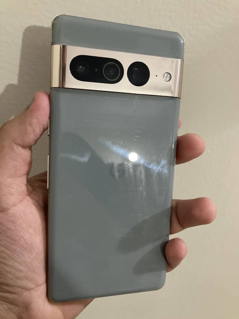 Google Pixel 7 Pro 0