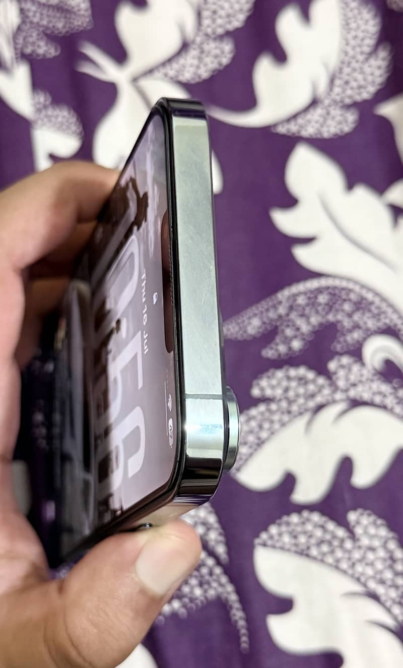 Apple iPhone 13 Pro Max 4