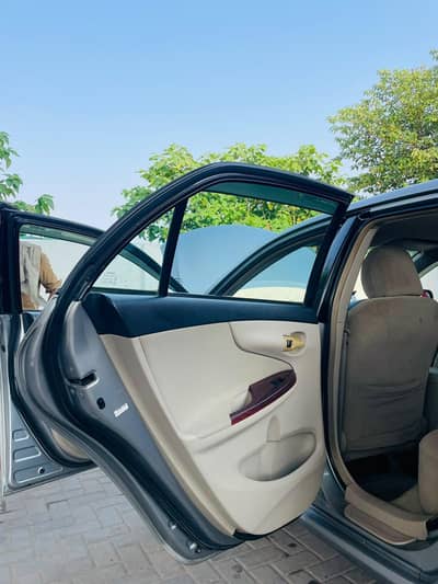 Toyota Corolla GLI 2013