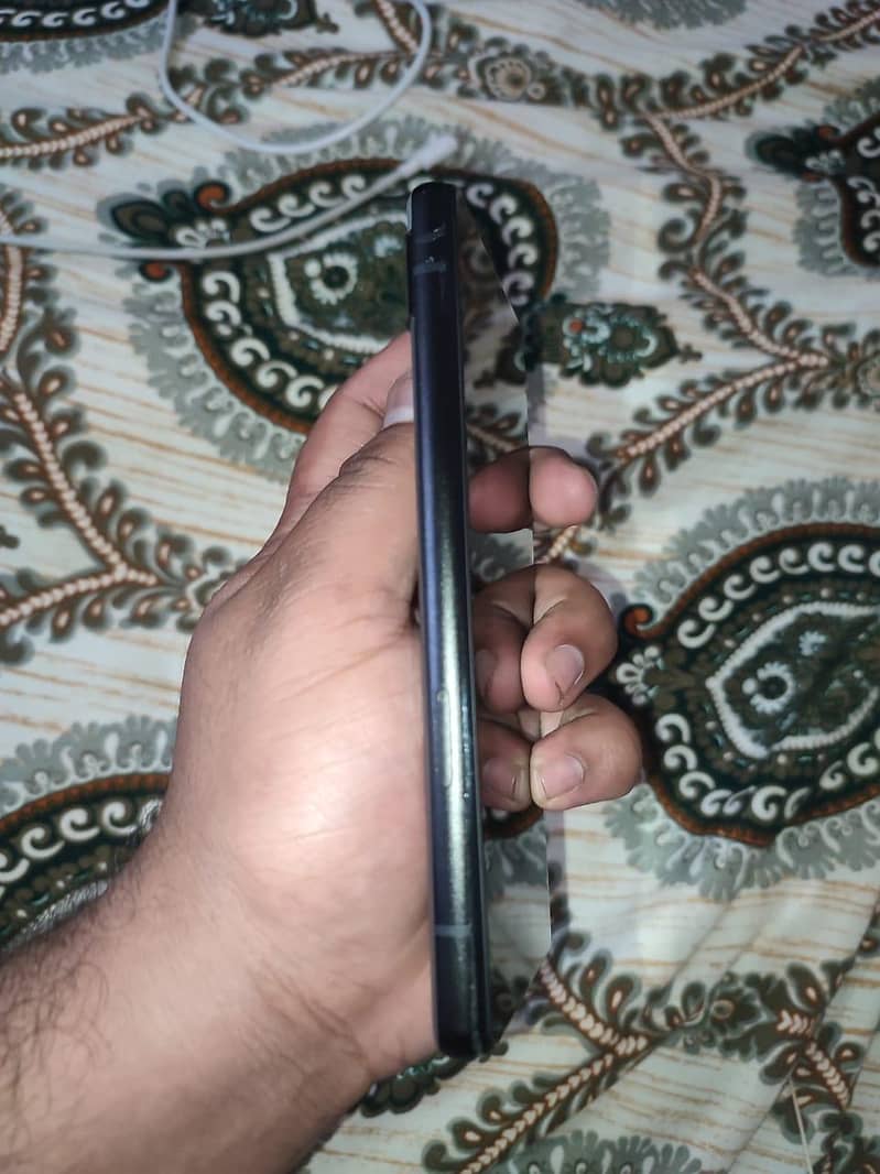 Google Pixel 6a 4