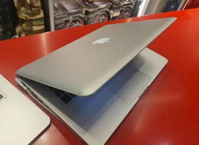 Dead final 40k Macbook Air 2017 A1466 8Gb Ram 128 Gb Ssd