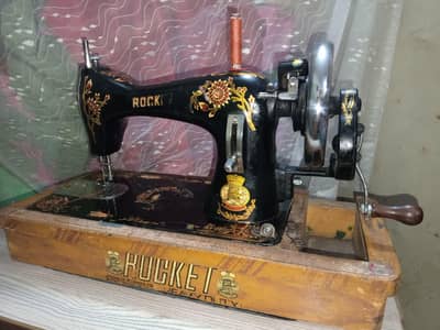 Sewing/ Stitching machine With Table