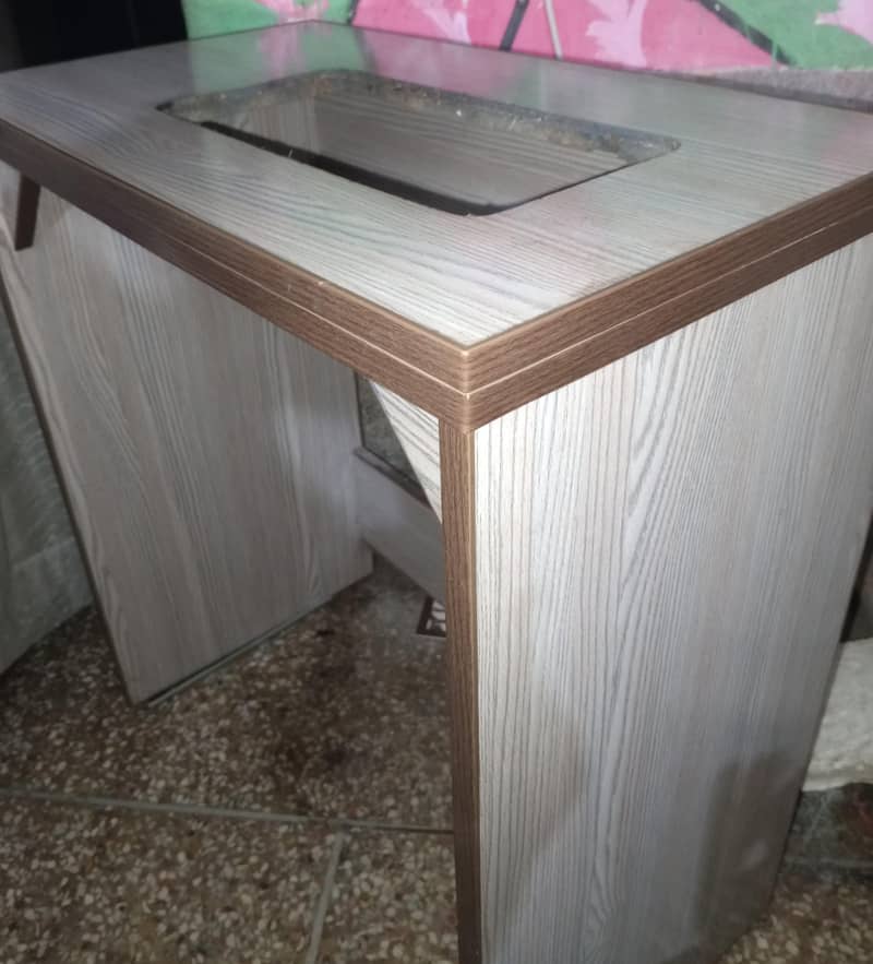 Sewing/ Stitching machine With Table 3