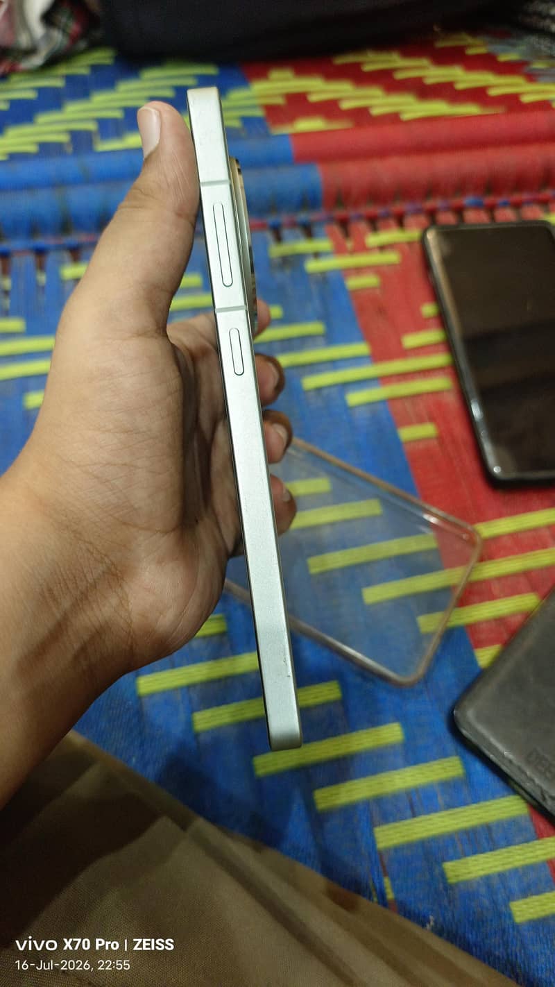 One Plus 13R 1